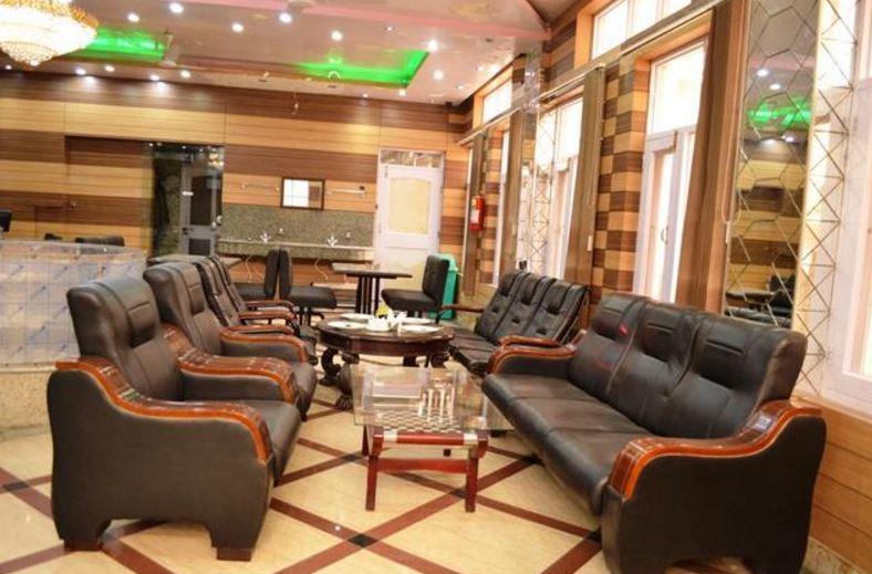 Hotel Grg Residency Srīnagar Buitenkant foto