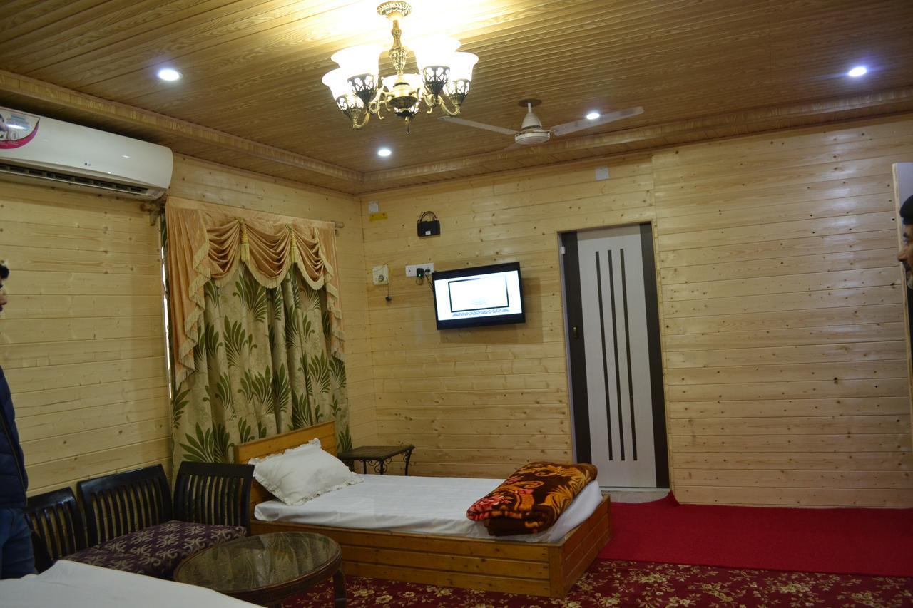 Hotel Grg Residency Srīnagar Buitenkant foto