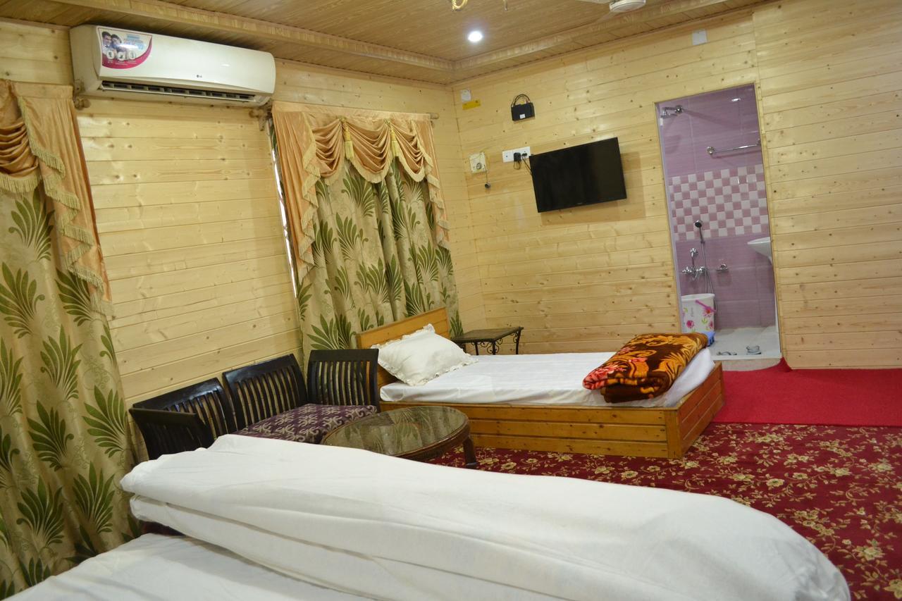 Hotel Grg Residency Srīnagar Buitenkant foto